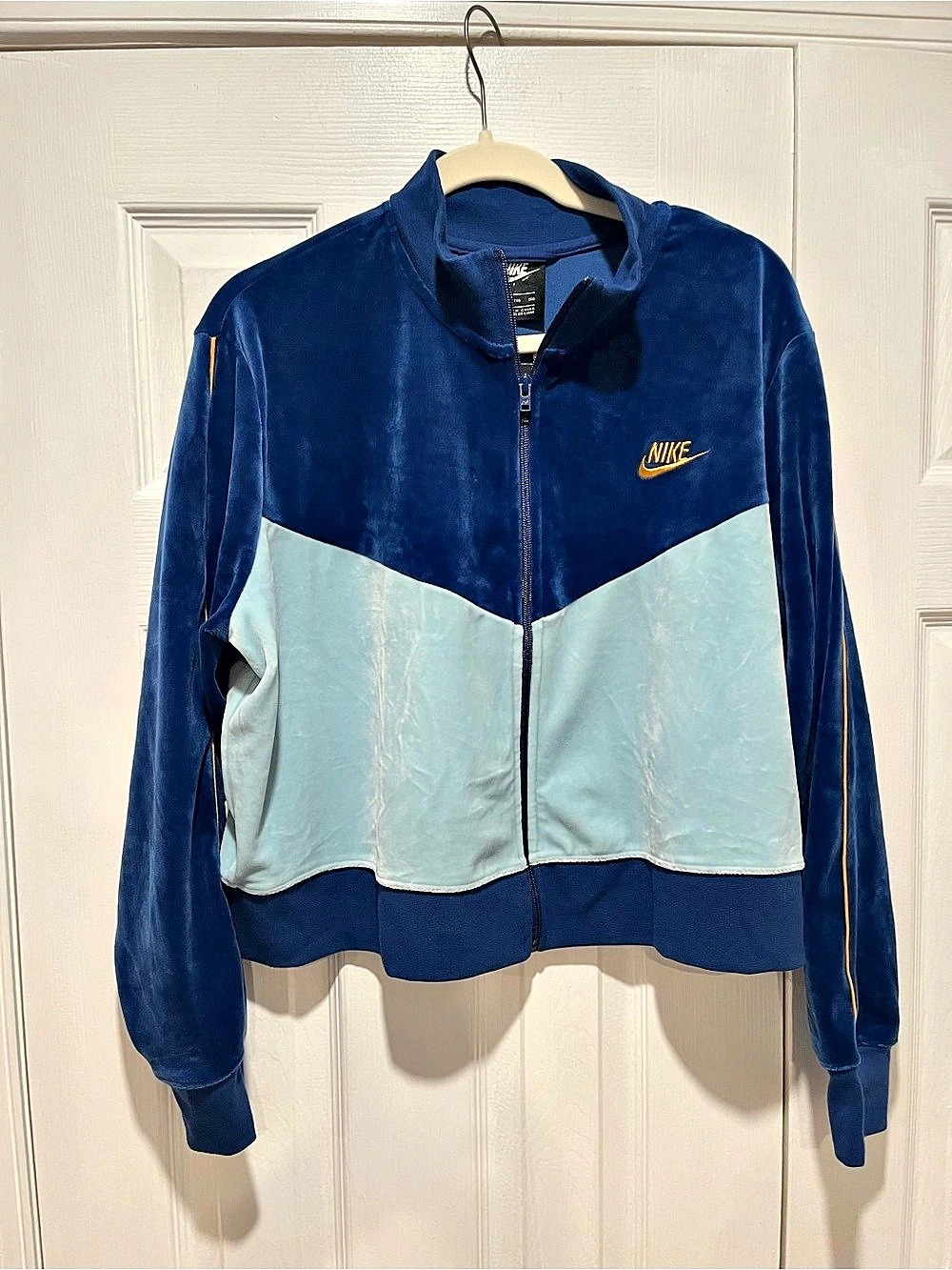 Nike Velour Track Jacket Color Block Velour Jacket Size Medium NWT